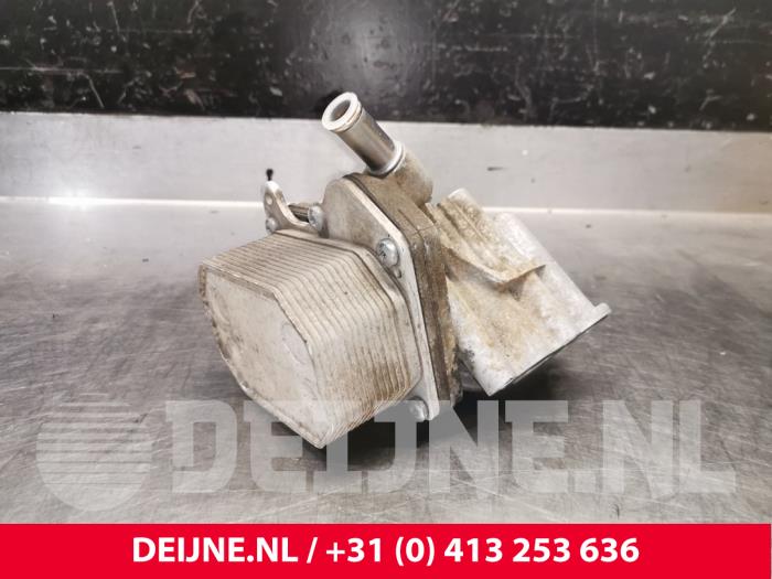 Gebrauchte Ölfiltergehäuse Peugeot Boxer (U9) 2.2 HDi 130 Euro 5 Preis € 72,60 Mit Mehrwertsteuer angeboten von van Deijne Onderdelen Uden B.V.