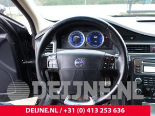 Gebrauchte Radiobedienung Lenkrad Volvo V70 (BW) 2.0 D 16V Preis auf Anfrage angeboten von van Deijne Onderdelen Uden B.V.