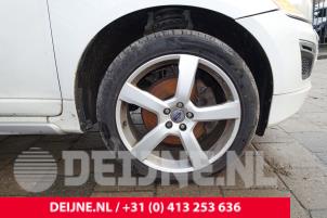 Usados Juego de llantas Volvo XC60 I (DZ) 2.4 D5 20V AWD Precio € 850,00 Norma de margen ofrecido por van Deijne Onderdelen Uden B.V.