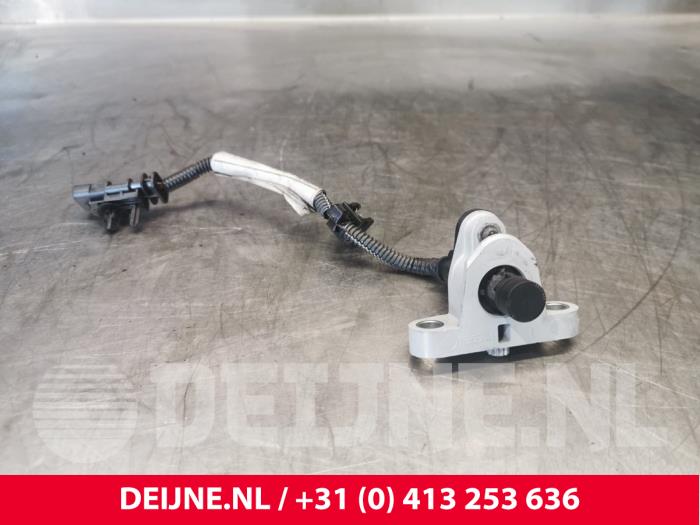 Begagnade Vevaxelsensor Volvo V70 (BW) 2.4 D5 20V 215 Pris € 25,00 Marginaltabell erbjuds av van Deijne Onderdelen Uden B.V.
