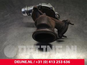 Używane Turbo Volvo V40 (MV) 2.0 D2 16V Cena € 200,00 Procedura marży oferowane przez van Deijne Onderdelen Uden B.V.