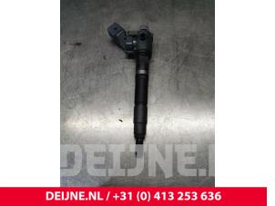 Used Injector (diesel) Volvo V40 (MV) 2.0 D2 16V Price € 100,00 Margin scheme offered by van Deijne Onderdelen Uden B.V.