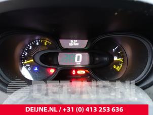 Używane Licznik kilometrów KM Renault Trafic (1FL/2FL/3FL/4FL) 1.6 dCi 95 Cena na żądanie oferowane przez van Deijne Onderdelen Uden B.V.