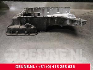 Używane Miska olejowa Mercedes Sprinter Cena € 90,75 Z VAT oferowane przez van Deijne Onderdelen Uden B.V.