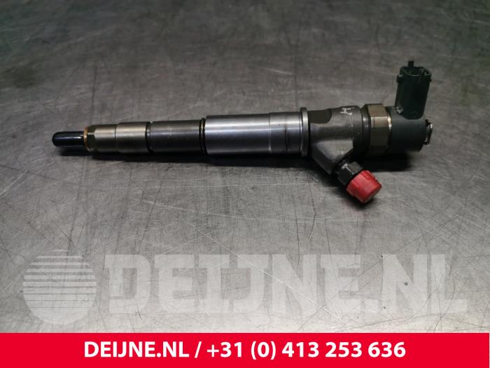 Injecteur (diesel) d'un Opel Movano 2.3 CDTi 16V FWD 2013