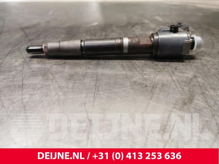 Usagé Injecteurs Volvo V60 I (FW/GW) 2.0 D4 16V Prix € 100,00 Règlement à la marge proposé par van Deijne Onderdelen Uden B.V.
