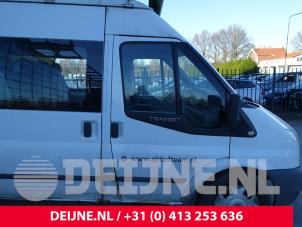 Used Quarter light, front right Ford Transit 2.2 TDCi 16V Price on request offered by van Deijne Onderdelen Uden B.V.