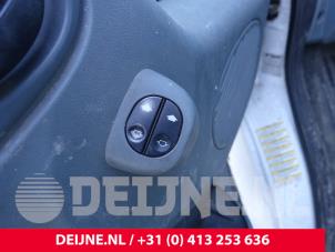 Used Electric window switch Ford Transit 2.2 TDCi 16V Price on request offered by van Deijne Onderdelen Uden B.V.