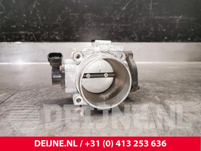 Gebrauchte Drosselklappengehäuse Volvo V40 (VW) 2.0 16V Preis € 35,00 Margenregelung angeboten von van Deijne Onderdelen Uden B.V.