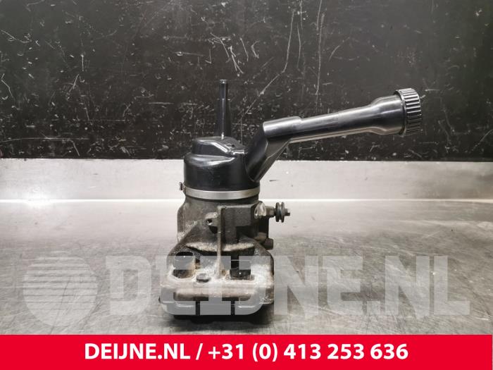 Usagé Pompe de direction Peugeot 308 (4A/C) 1.4 VTI 16V Prix € 20,00 Règlement à la marge proposé par van Deijne Onderdelen Uden B.V.