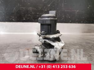Used EGR valve Volvo C30 (EK/MK) 1.6 D 16V Price € 75,00 Margin scheme offered by van Deijne Onderdelen Uden B.V.