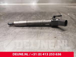 Used Injector (diesel) Mercedes Sprinter 3t (906.61) 213 CDI 16V Price € 151,25 Inclusive VAT offered by van Deijne Onderdelen Uden B.V.