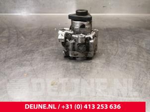 Used Power steering pump Volkswagen Crafter 2.0 TDI 16V Price € 157,30 Inclusive VAT offered by van Deijne Onderdelen Uden B.V.