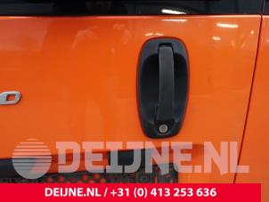 Used Minibus/van rear door handle Fiat Fiorino (225) 1.3 JTD 16V Multijet Price on request offered by van Deijne Onderdelen Uden B.V.