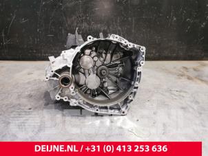 Used Gearbox Volvo XC40 (XZ) 1.5 T2 12V Price € 1.150,00 Margin scheme offered by van Deijne Onderdelen Uden B.V.