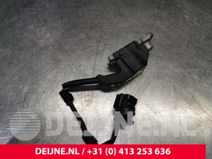 Used Airbag sensor Volvo V40 (MV) 1.6 D2 Price € 25,00 Margin scheme offered by van Deijne Onderdelen Uden B.V.