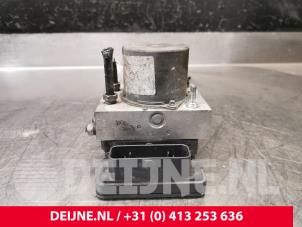 Used ABS pump Renault Master IV (FV) 2.3 dCi 125 16V FWD Price on request offered by van Deijne Onderdelen Uden B.V.