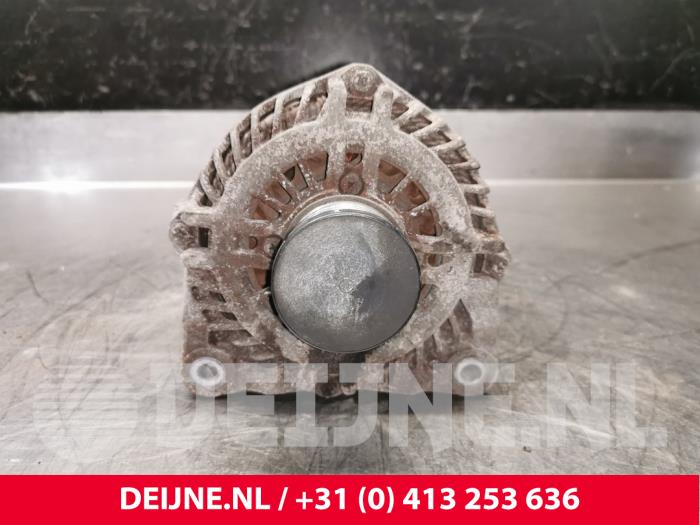 Gebrauchte Dynamo Renault Master III (FV) 2.3 dCi 125 16V FWD Preis € 121,00 Mit Mehrwertsteuer angeboten von van Deijne Onderdelen Uden B.V.