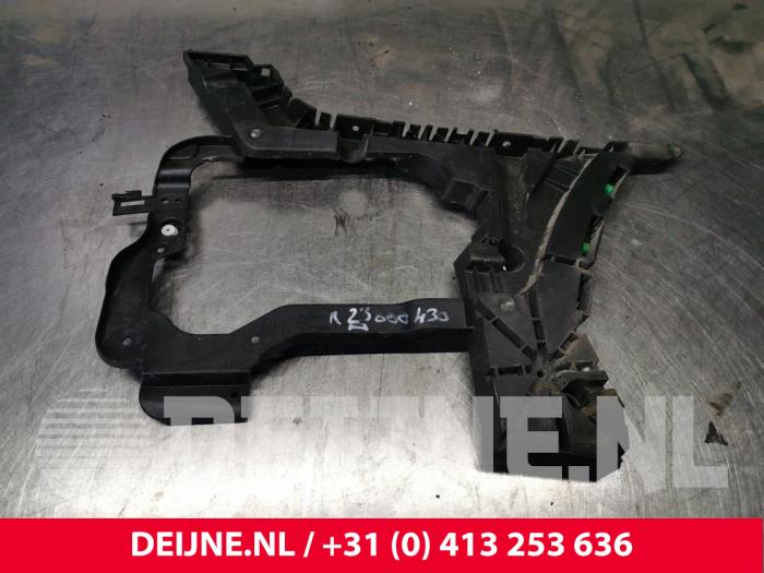 Rear bumper bracket, right Volvo V90 II 2.0 D3 16V - 31425066 VOLVO