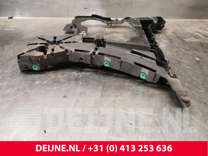 Rear bumper bracket, right Volvo V90 II 2.0 D3 16V - 31425066 VOLVO
