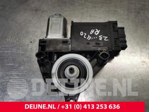 Używane Silnik szyby drzwiowej MG ZS EV Long Range Cena € 102,85 Z VAT oferowane przez van Deijne Onderdelen Uden B.V.
