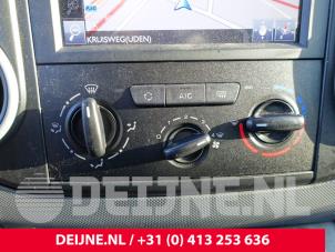 Usados Panel de control de calefacción Peugeot Partner (GC/GF/GG/GJ/GK) 1.6 BlueHDi 100 Precio de solicitud ofrecido por van Deijne Onderdelen Uden B.V.