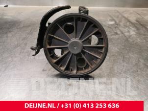 Used Power steering pump Volvo V40 (VW) 1.8 16V Price € 75,00 Margin scheme offered by van Deijne Onderdelen Uden B.V.