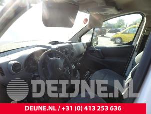 Used Left airbag (steering wheel) Citroen Berlingo Price € 199,65 Inclusive VAT offered by van Deijne Onderdelen Uden B.V.