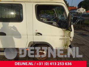 Used Front door 4-door, right Mitsubishi Canter 3.0 Di-D 16V 35 Price on request offered by van Deijne Onderdelen Uden B.V.