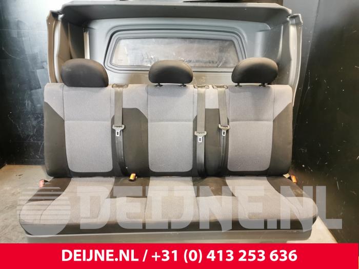Cabina doble de un Opel Vivaro 1.6 CDTI 90 2016