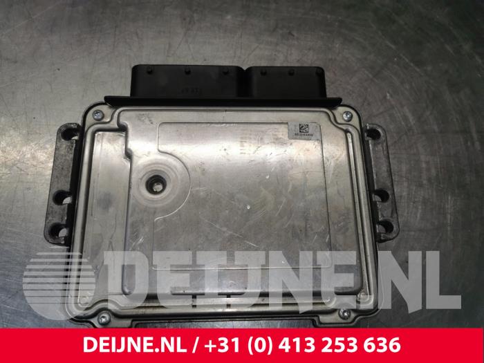Used Engine management computer Volvo XC60 I (DZ) 2.0 T5 16V Price € 350,00 Margin scheme offered by van Deijne Onderdelen Uden B.V.