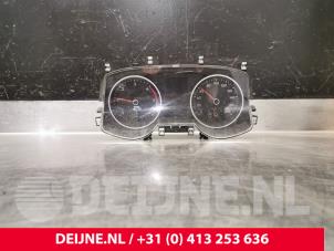 Used Odometer KM Volkswagen Crafter (SY) 2.0 TDI Price € 363,00 Inclusive VAT offered by van Deijne Onderdelen Uden B.V.