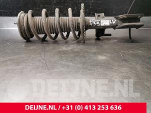 Used Front shock absorber rod, left Volkswagen Crafter (SY) 2.0 TDI Price € 121,00 Inclusive VAT offered by van Deijne Onderdelen Uden B.V.