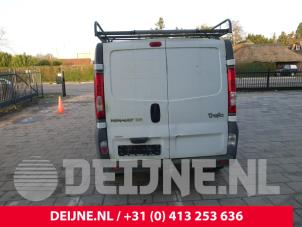 Używane Tylne drzwi samochodu dostawczego Renault Trafic New (FL) 2.0 dCi 16V 90 Cena na żądanie oferowane przez van Deijne Onderdelen Uden B.V.