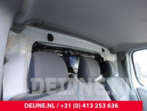Usados Tabique de cabina Renault Trafic New (FL) 2.0 dCi 16V 90 Precio de solicitud ofrecido por van Deijne Onderdelen Uden B.V.