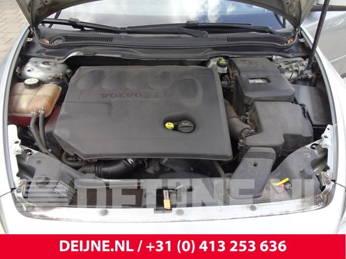 Used Engine Volvo V50 (MW) 2.0 D 16V Price € 950,00 Margin scheme offered by van Deijne Onderdelen Uden B.V.