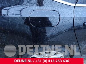 Używane Pokrywa wlewu paliwa Volvo S90 II 2.0 T4 16V Cena € 45,00 Procedura marży oferowane przez van Deijne Onderdelen Uden B.V.