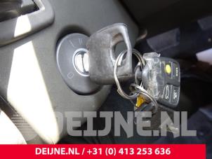 Used Ignition lock + key Volvo S60 I (RS/HV) 2.4 20V Bi-fuel LPG Price € 75,00 Margin scheme offered by van Deijne Onderdelen Uden B.V.