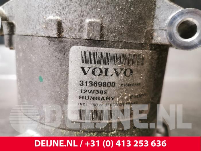 Klimapumpe van een Volvo V60 I (FW/GW) 1.6 T3 16V