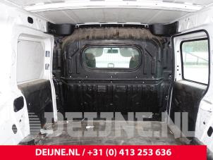 Używane Przegroda kabiny Fiat Doblo Cargo (263) 1.3 MJ 16V DPF Euro 5 Cena € 211,75 Z VAT oferowane przez van Deijne Onderdelen Uden B.V.