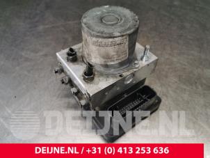 Gebrauchte ABS Pumpe Renault Master IV (JV) 2.3 dCi 16V 150 Preis € 151,25 Mit Mehrwertsteuer angeboten von van Deijne Onderdelen Uden B.V.