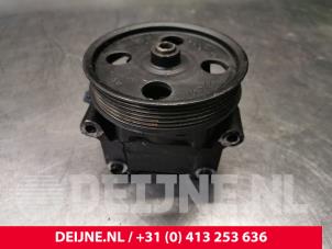 Used Power steering pump Ford Focus C-Max 1.6 16V Price € 55,00 Margin scheme offered by van Deijne Onderdelen Uden B.V.