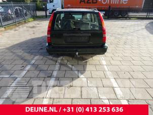 Używane Tylna klapa Volvo 850 Estate 2.5i 10V Cena na żądanie oferowane przez van Deijne Onderdelen Uden B.V.