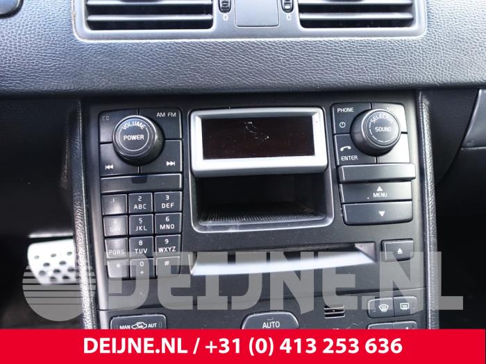 Begagnade Innerdisplay Volvo XC90 I 2.9 T6 24V Pris € 525,00 Marginaltabell erbjuds av van Deijne Onderdelen Uden B.V.