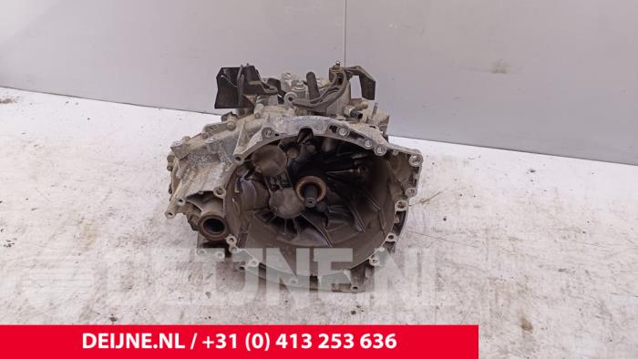 Gebrauchte Getriebe Volvo V60 II (ZW) 2.0 D3 16V Preis € 650,00 Margenregelung angeboten von van Deijne Onderdelen Uden B.V.
