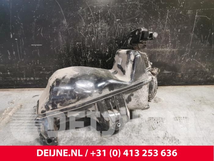 Gebrauchte Adblue Tank Volvo V60 II (ZW) 2.0 D3 16V Preis € 190,00 Margenregelung angeboten von van Deijne Onderdelen Uden B.V.