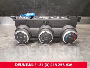 Used Heater control panel Renault Trafic (1FL/2FL/3FL/4FL) 2.0 dCi 16V 130 Price € 60,50 Inclusive VAT offered by van Deijne Onderdelen Uden B.V.