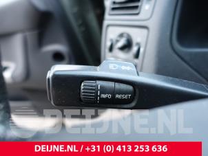 Used Steering column stalk Volvo V50 (MW) 1.8 16V Price on request offered by van Deijne Onderdelen Uden B.V.