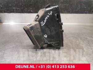 Used Dashboard vent Mercedes Sprinter 3t (906.61) 211 CDI 16V Price € 18,15 Inclusive VAT offered by van Deijne Onderdelen Uden B.V.