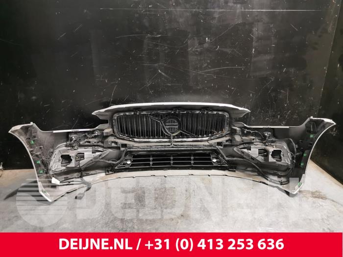 Front bumper Volvo V60 II 2.0 B3 16V Mild Hybrid 711 - 39796268